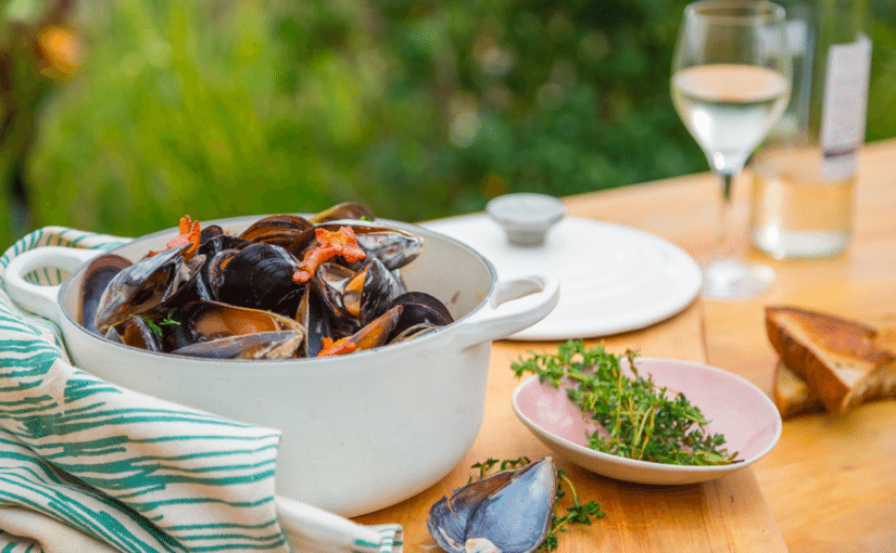 Mussels with White Wine, Bacon and Mustard